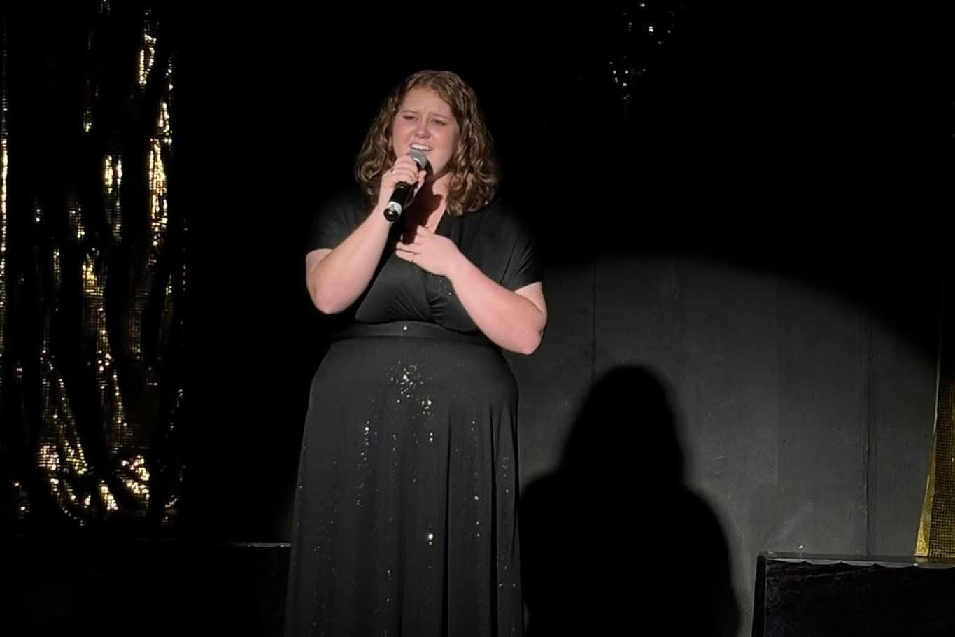 Lauren Bull on Stage 